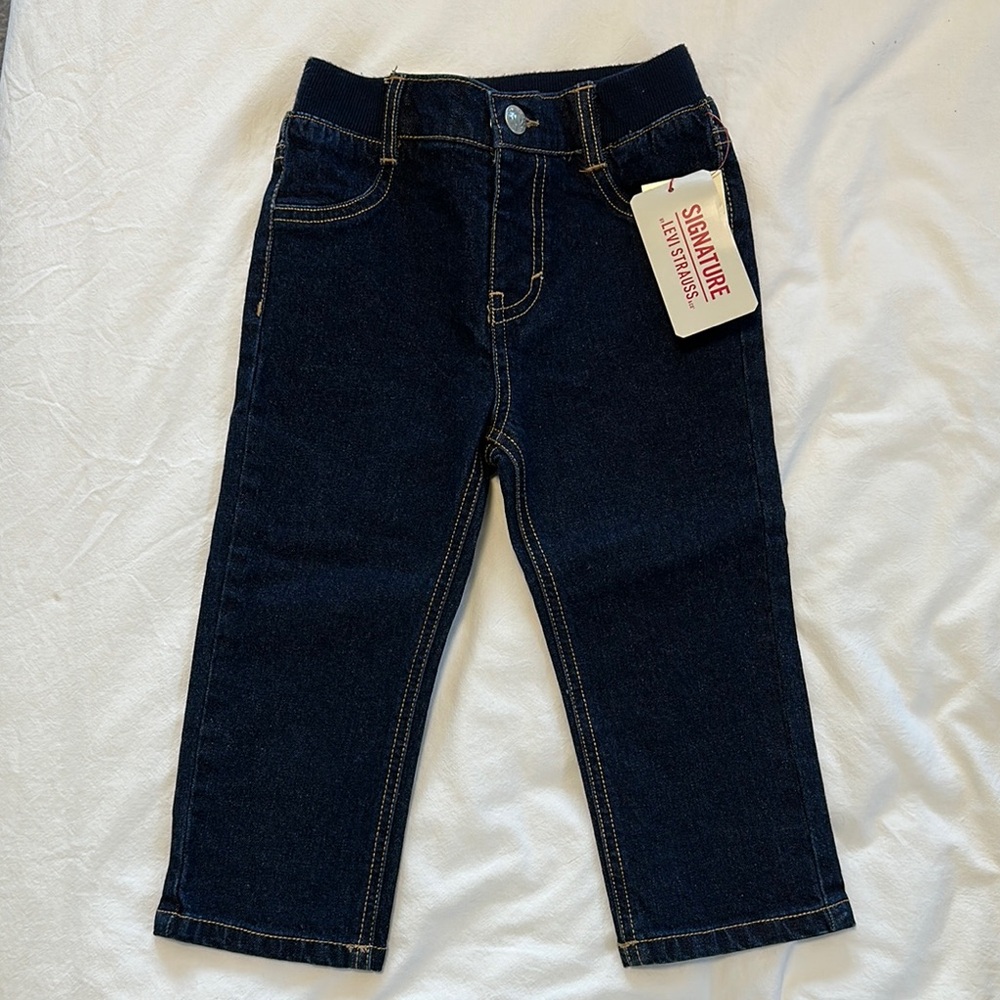 NWT Signature Levi’s Navy Kids Jeans - 18/24M